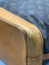 Lade das Bild in den Galerie-Viewer, Louis Vuitton Noe Grande Monogram
