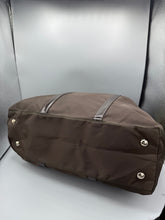 Lade das Bild in den Galerie-Viewer, Prada Triangle Brown Weekender Bag
