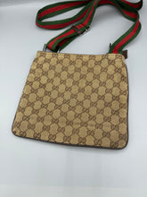 Lade das Bild in den Galerie-Viewer, Gucci Crossbody Bag
