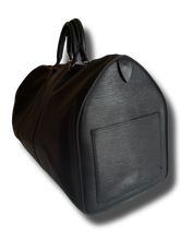 Lade das Bild in den Galerie-Viewer, Louis Vuitton EPI Keepall 50 Black
