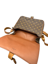 Lade das Bild in den Galerie-Viewer, Louis Vuitton Cartouchiere Monogram
