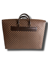 Lade das Bild in den Galerie-Viewer, Louis Vuitton Nolita GM Damier Ebene

