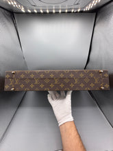 Lade das Bild in den Galerie-Viewer, Louis Vuitton President Classeur Monogram
