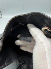 Lade das Bild in den Galerie-Viewer, Gucci Bamboo Bucket Bag Black
