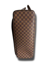 Lade das Bild in den Galerie-Viewer, Louis Vuitton Nolita GM Damier Ebene
