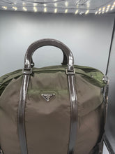 Lade das Bild in den Galerie-Viewer, Prada Triangle Brown Weekender Bag
