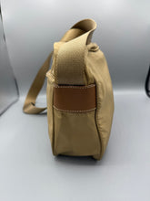 Lade das Bild in den Galerie-Viewer, Prada Side Crossbody Bag Beige
