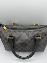 Lade das Bild in den Galerie-Viewer, Gucci 70s Handbag Black
