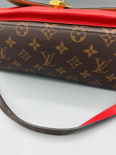 Lade das Bild in den Galerie-Viewer, Louis Vuitton Marignan Monogram/Red
