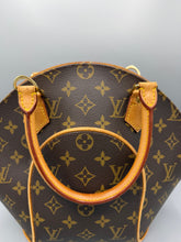 Lade das Bild in den Galerie-Viewer, Louis Vuitton Elipse PM Monogram
