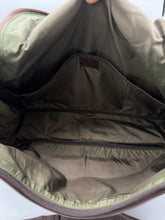 Lade das Bild in den Galerie-Viewer, Gucci Wickeltasche GG Canvas Beige
