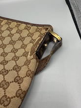 Lade das Bild in den Galerie-Viewer, Gucci Crossbody Beige
