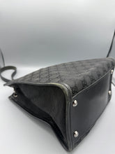 Lade das Bild in den Galerie-Viewer, Gucci Bag Black Monogram
