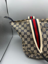 Lade das Bild in den Galerie-Viewer, Gucci Shopper Beige
