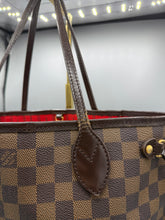 Lade das Bild in den Galerie-Viewer, Louis Vuitton Neverfull PM Damier Ebene
