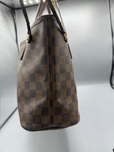 Lade das Bild in den Galerie-Viewer, Louis Vuitton Neverfull PM Damier Ebene
