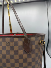 Lade das Bild in den Galerie-Viewer, Louis Vuitton Neverfull PM Damier Ebene
