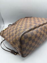 Lade das Bild in den Galerie-Viewer, Louis Vuitton Neverfull PM Damier Ebene
