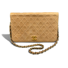 Lade das Bild in den Galerie-Viewer, Chanel Flap Bag Quilted Beige
