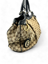 Lade das Bild in den Galerie-Viewer, Gucci Monogram Handbag Beige
