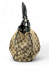 Lade das Bild in den Galerie-Viewer, Gucci Monogram Handbag Beige
