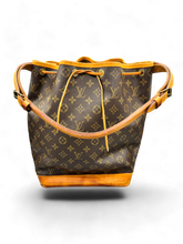 Lade das Bild in den Galerie-Viewer, Louis Vuitton Noe Grande Monogram
